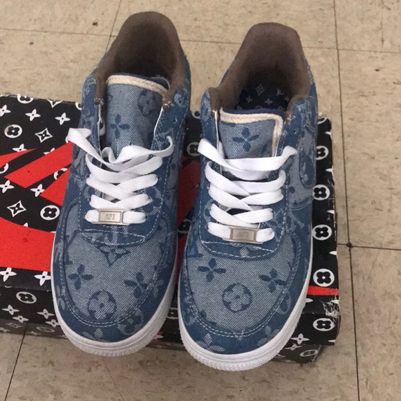 Air Force 1 - Picture 5 of 5